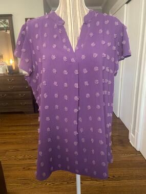 B brand purple clip dot blouse with v neckline and flutter sleeves